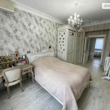 Продаж 4к Квартира Сомівська вулиця