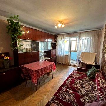 Продам 3-х комнатную квартиру ЮТЗ Южная