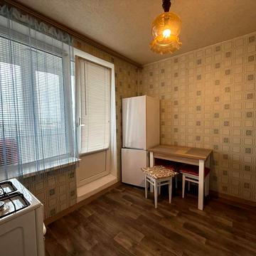 Мілютенка вул., 17-Б