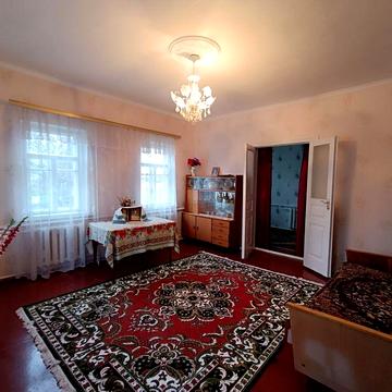 Продам хороший,добротний будинок в селі Требухів.