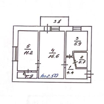 Обміняю 2 х кімнатну квартиру р-н Площі на будинок