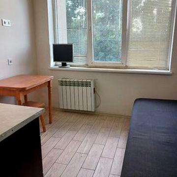 Сдам СВОБОДНАЯ студию на ул.Андриевского рядом  Пересвпским мостом