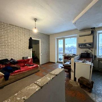 Продам 3 квартиру в центре под ремонт