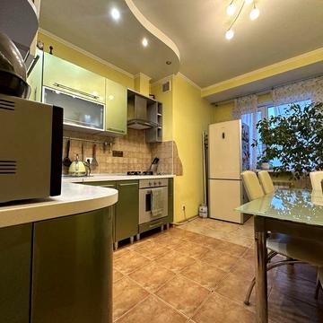 Продаж 2к квартири Бровари центр Грушевського ‼️ є газ