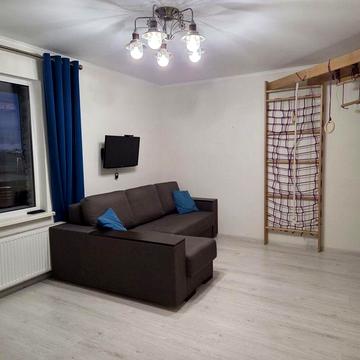 Продаж просторої квартири по Макаренка, 1-А, Дніпровський р-н.