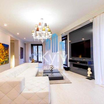 Стильний будинок на оренду Козин