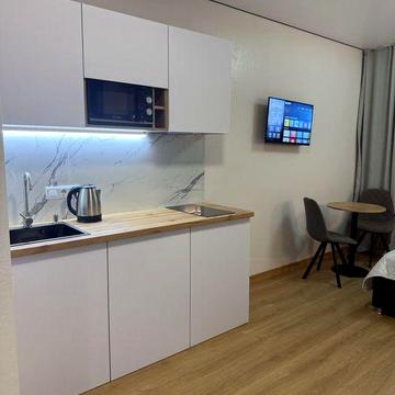 Оренда ЖК  Варшавський 2 Ліфти і опалення працює підчас відключень