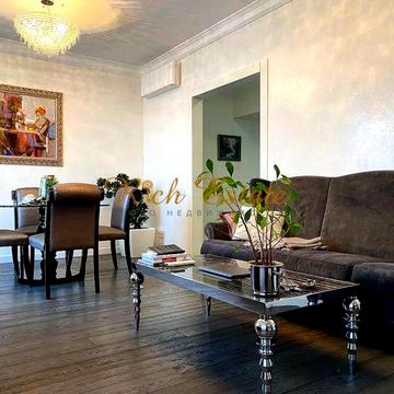 Трьохсвятительська 9 Центр 3 кімнатна з ремонтом