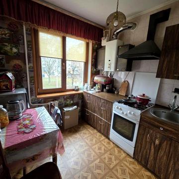 Здам в оренду  2 кімнатну квартиру по проспекту Юності.