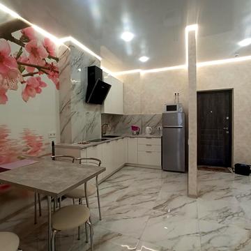 Генуезька вул., 1