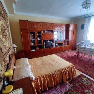 Продається квартира в особняку Паркова зона