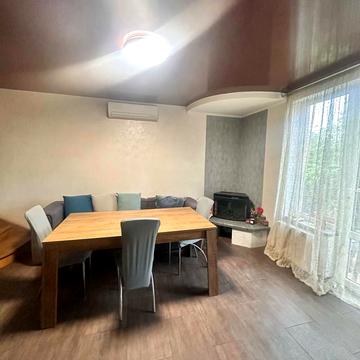 Володимира Коваленка вул., 52