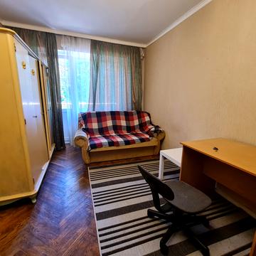 Дружківська, 4