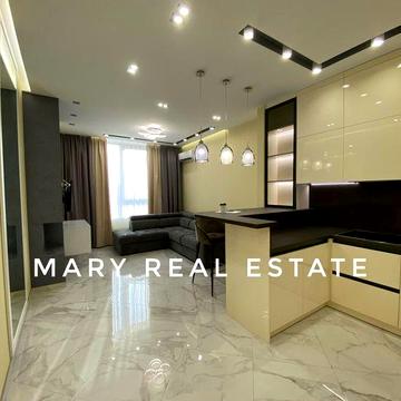 Tetris Hall, Тетріс Холл, Ділова, 1/2