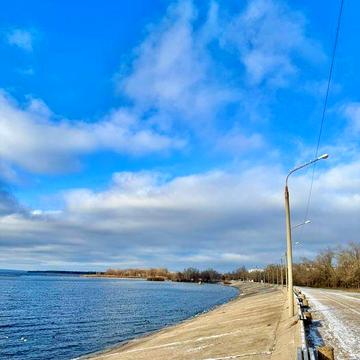 Оренда ВИДОВОЇ 2х кімнатної квартири на лівому березі міста Камʼянське