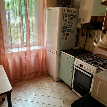 Сертификат! Продам 3 комн квартиру в 2 мин метро Бот сад