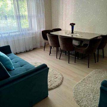 Здається в оренду 2-поверховий будинок