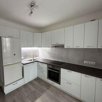 Оренда 1 кім. Митниця вул.Козацька