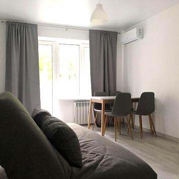 Сдам 2к квартиру на ул. Новокрымской (р-н Титова)

Сдам 2к квартиру на