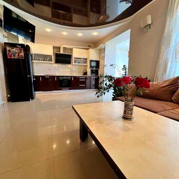 Продам 3-кімнатну квартиру на вул. Говорова/Парк Перемоги!