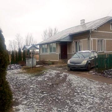 Будинок в селі Підпечери в 8 кілометрах від Франківськ а