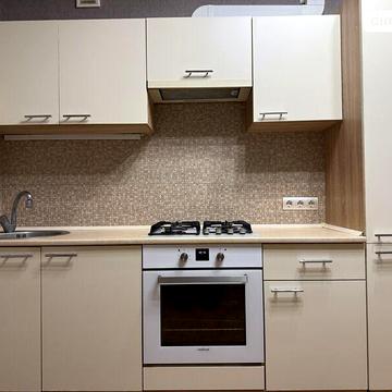 Довгострокова оренда 2к Квартира Ризоля (Судця Маршала) вулиця