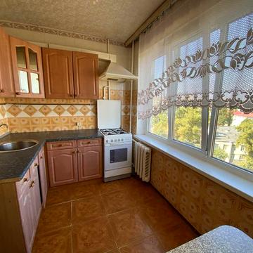 Прирічна вул., 27