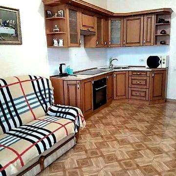 Довгострокова оренда 2к Квартира Кленова вулиця