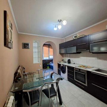 Оренда 2-кімнатної квартири,вул.Федьковича(Пасічна).