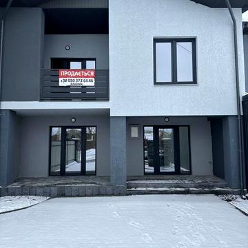 Готовий з ремонтом будинок (котедж) недалеко центру Коломиї