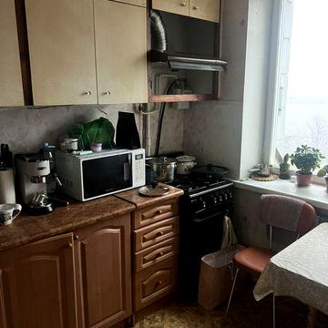 Срочно сдам 2-х комнатную квартиру на Приречной 27 г
В квартире есть д