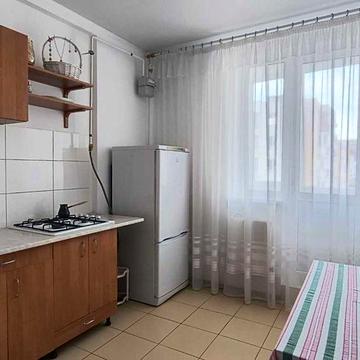 Сдам 1но комнатную квартиру на 7м небе можно на месяц