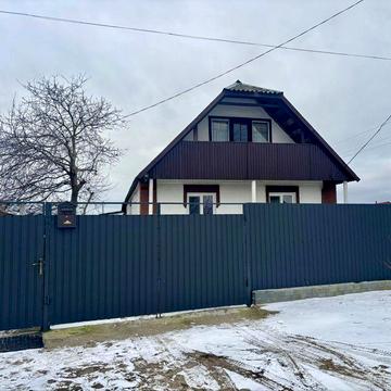 Затишний будинок з усіма зручностями