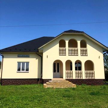 Будинок зі зручностями, біля міста, близько Карпати