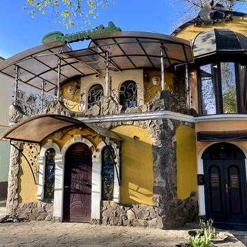 Героїв Маріуполя вул. (Гагаріна), 4