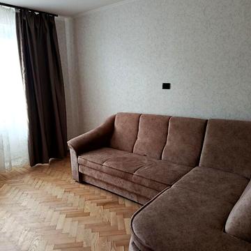 Довгострокова оренда 2к Квартира Євгенія Пікуса (Папаніна) вулиця