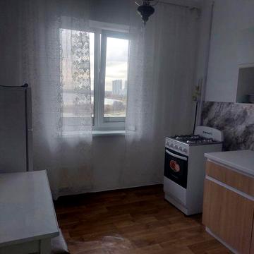 Сдам 1 кімнатну квартиру (Дарницький р-н, вул. Братства тарасовцев 9)