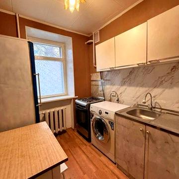 Сдам на год и более гостинку на Шума