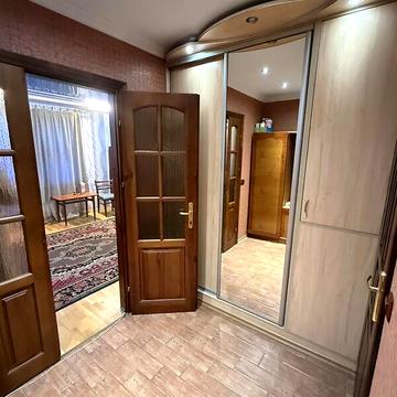 Довгострокова оренда 1к Квартира Срібляста вулиця