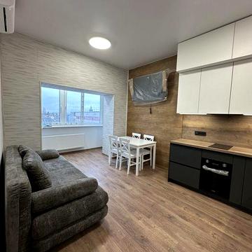 **ЦЕНТР! 37 кв.м. Сучасне Планування! Район Площі