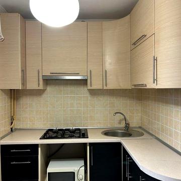 Здам в довготривалу оренду 1 кімнатну квартиру 1/9 цегла.