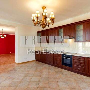 Продаж 4к квартири, вул. Паторжинського, 14, Центр