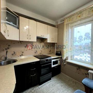 Продам трикімнатну затишну, теплу квартиру Космос