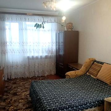 Сдам 1ком.квартиру ул.Героев Украины 12.