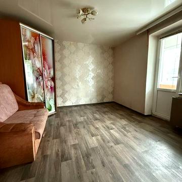 Продам 1к.кв , 101 мікрорайон !