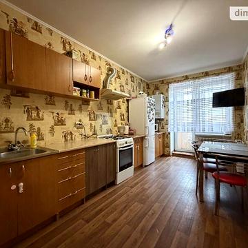 Продаж 3к Квартира Чайковського вулиця