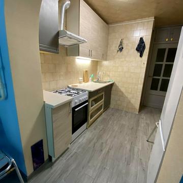 Небесної Сотні просп. (Маршала Жукова), 33