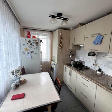 Степана Бандери вул. (Можайського)