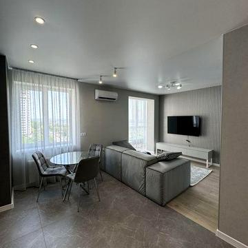 Сдаётся шикарная 1 комн.квартира-студия в центре города!