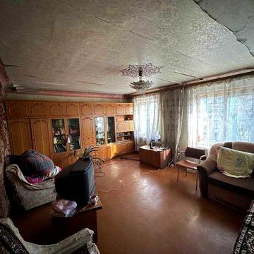 Квартира 4х комнатная  большая на  44